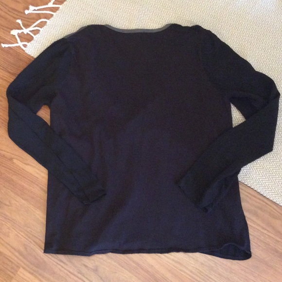 Zara black top with sweater knit trim - Picture 4 of 4